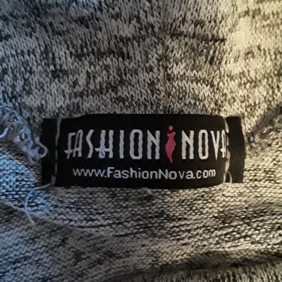 🔥HOT🔥NWOT Fashionova turtle neck sweater - Picture 5 of 5